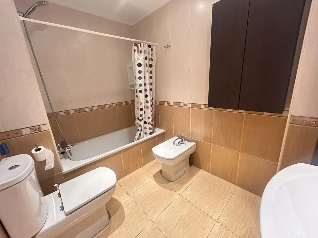 Bathroom of Flat for rent in Gijón   with Heating, Terrace and Storage room