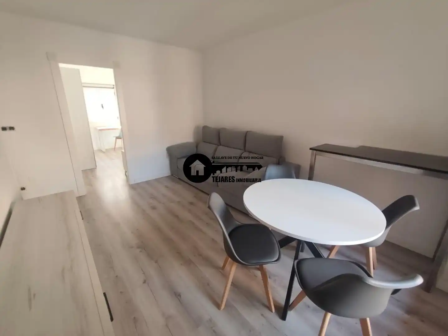 Wohnung zur Miete in Ensanche - Franciscanos