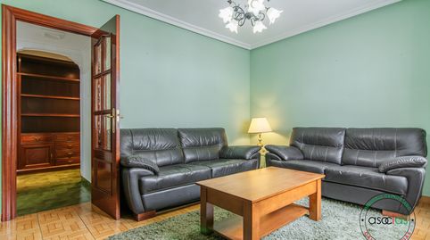Foto 2 de Piso en venta en Cr Vizcaina, 48, El Polígono, Gijón