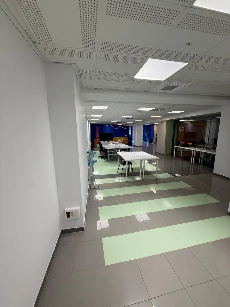 Commercial properties for rent in Esparreguera  with Air Conditioner and Heating