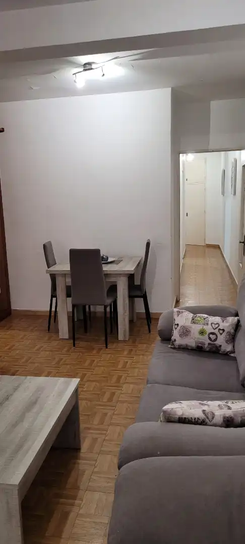 Esszimmer von Wohnung zur Miete in Cuenca mit Heizung, Möbliert und Ofen