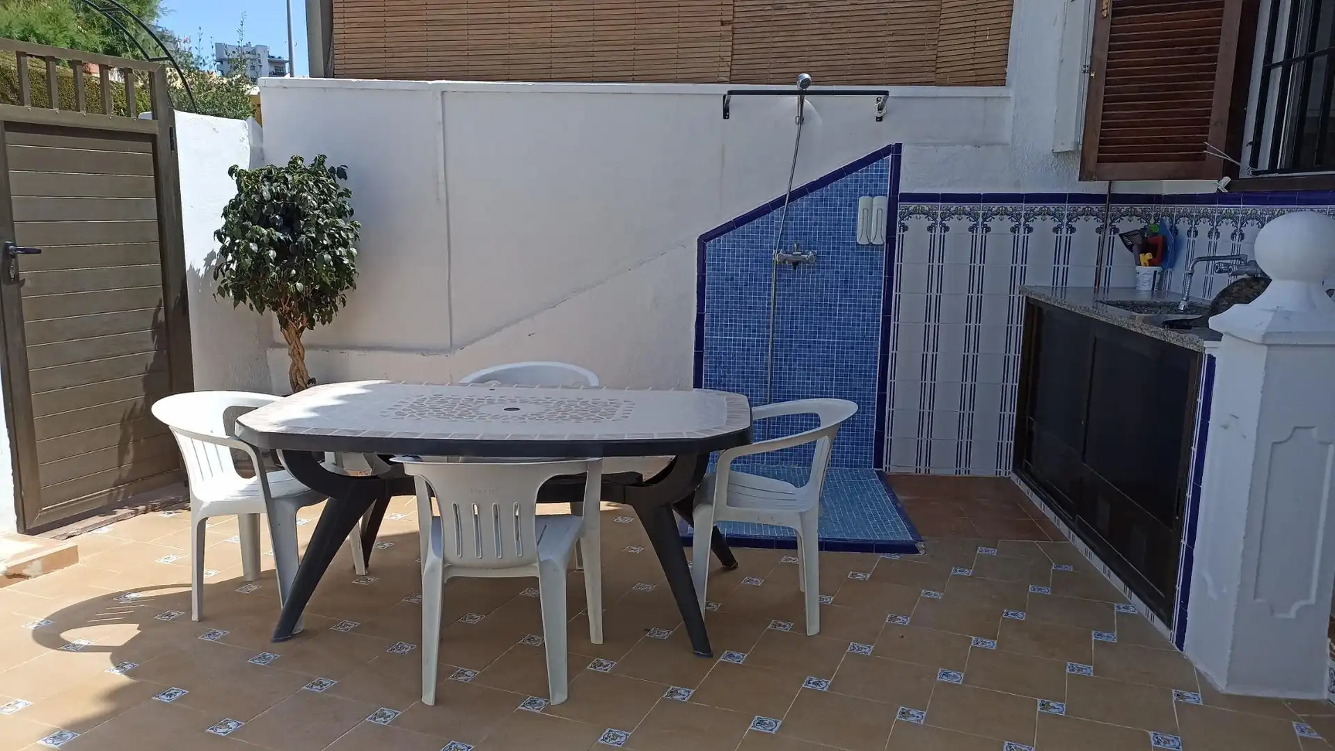 Terrassa de Casa adosada en venda en Tavernes de la Valldigna amb Aire condicionat, Calefacció i Terrassa