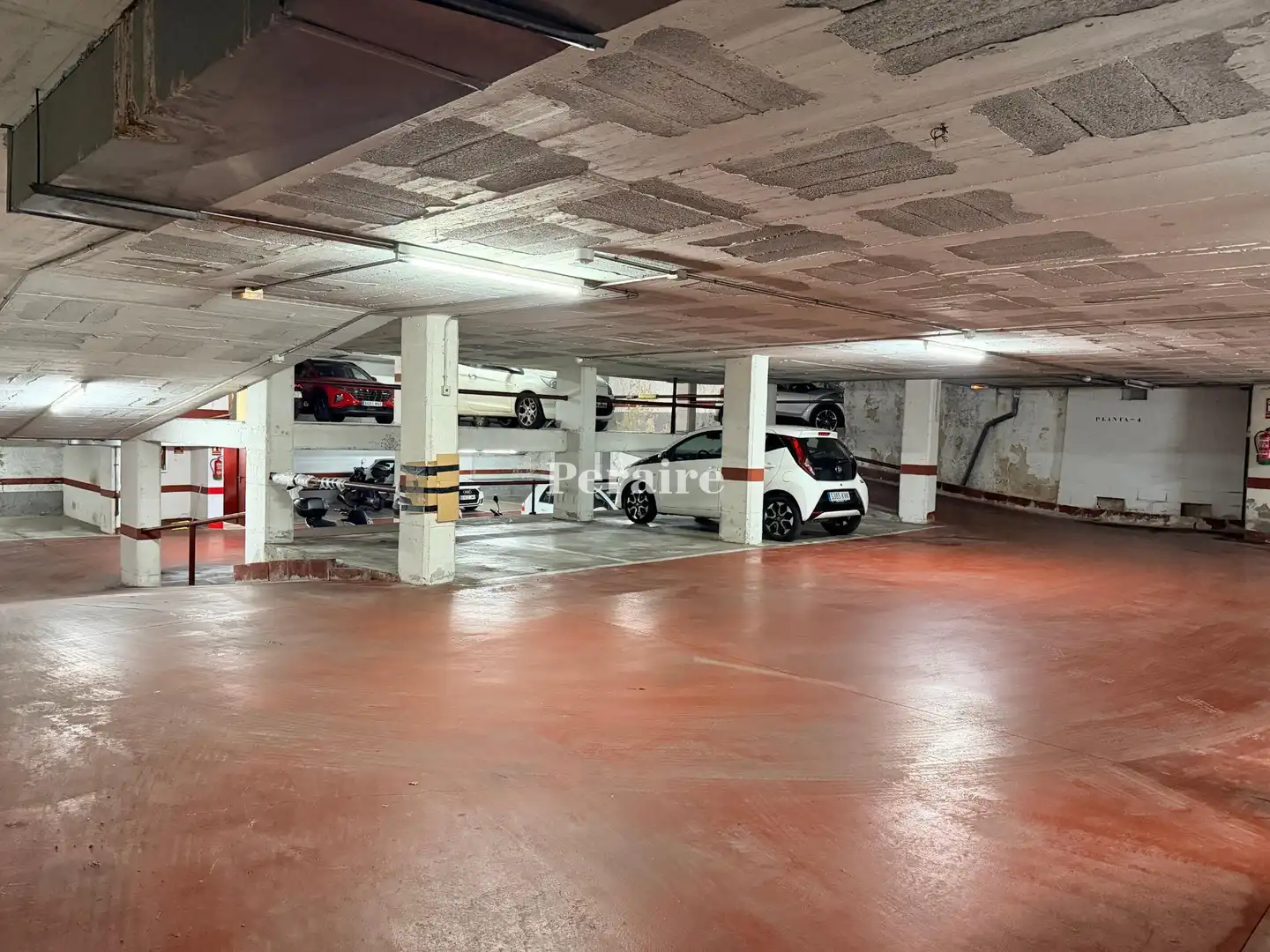 Parkplatz von Garage zur Miete in Barcelona