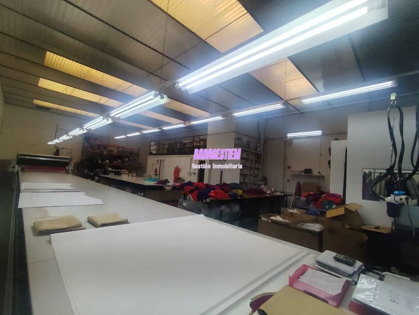 Local comercial en venta en Montigalà - Sant Crist, imagen 8