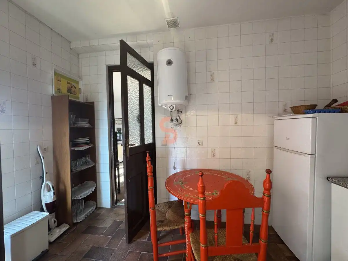 Cocina de Casa o chalet en venta en Alcazarén con Calefacción, Terraza y Trastero