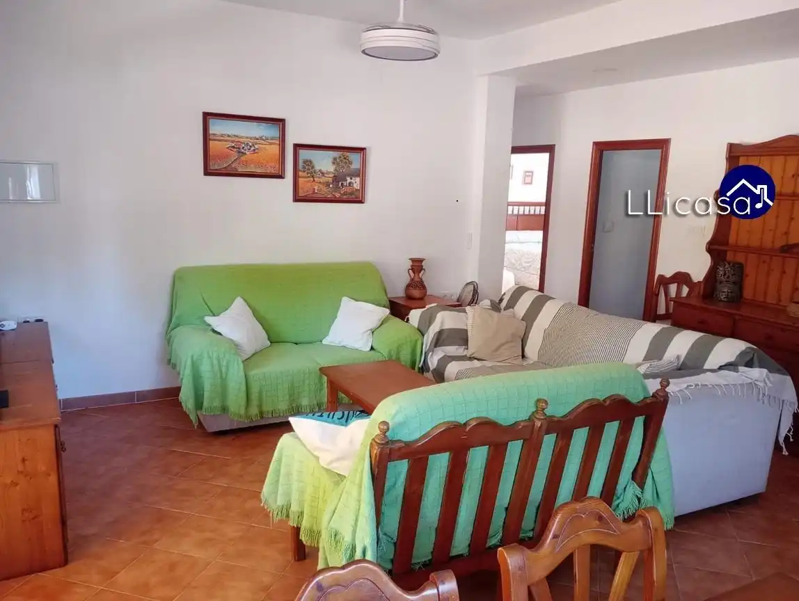 Sala d'estar de Casa o xalet de lloguer en Olocau amb Calefacció, Jardí privat i Terrassa