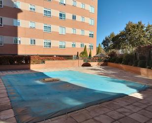 Piscina de Pis en venda en  Madrid Capital amb Aire condicionat, Calefacció i Parquet