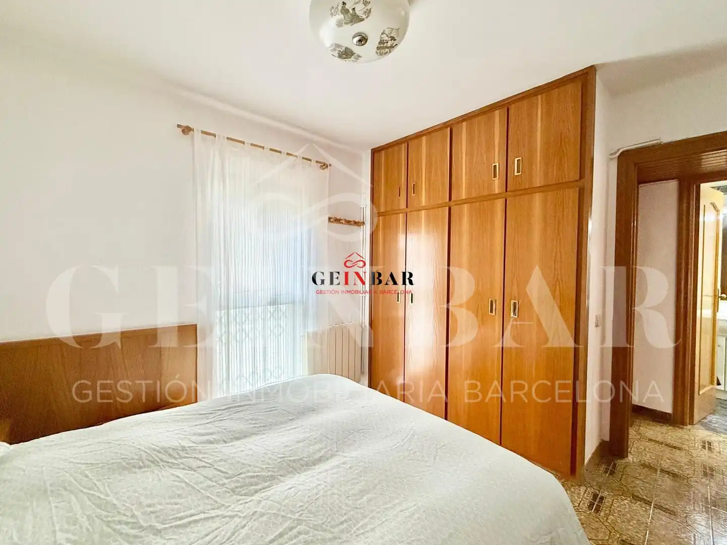 Habitación de Piso en venta en L'Hospitalet de Llobregat con Aire acondicionado, Calefacción y Terraza