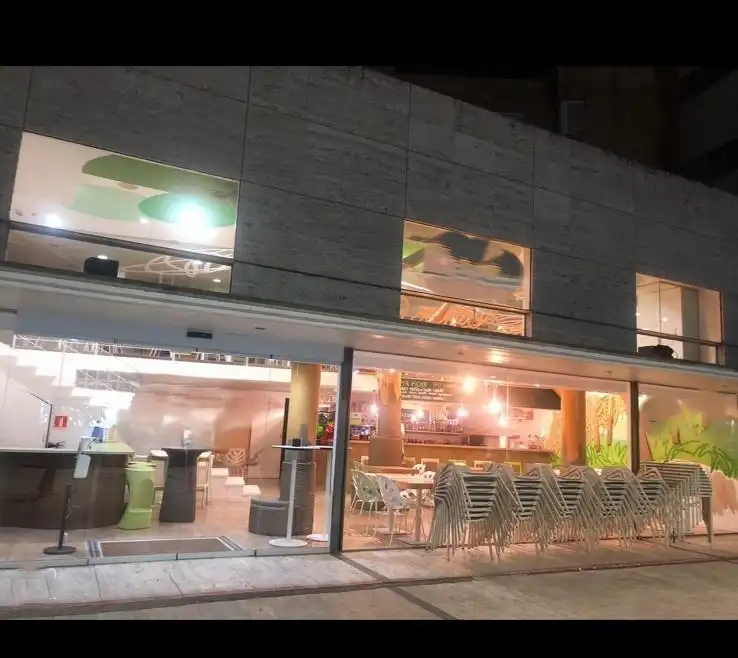 Local comercial en traspàs a Centre - Estació, imagen 3
