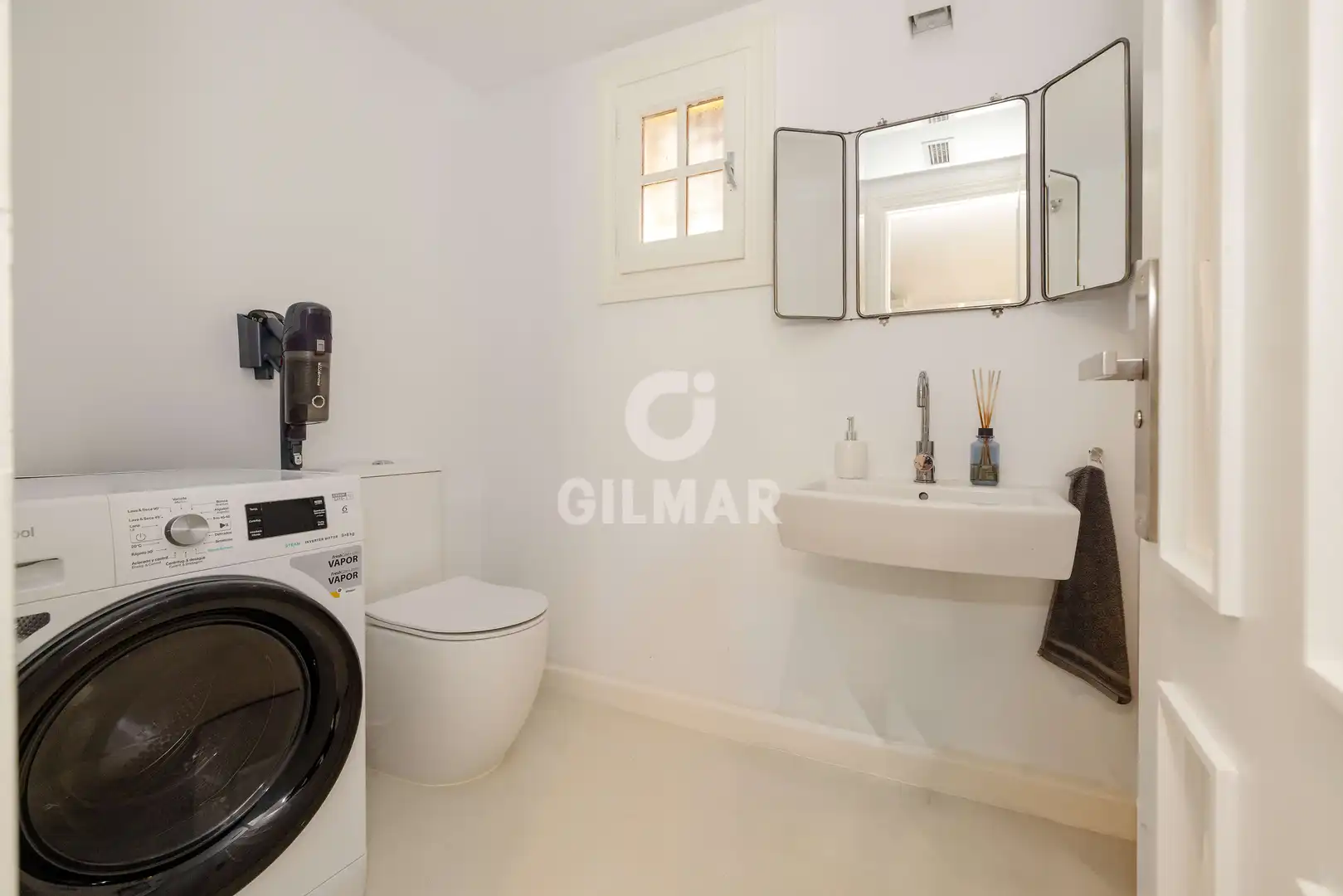 Baño de Casa adosada en venta en Marbella con Calefacción, Piscina y Amueblado
