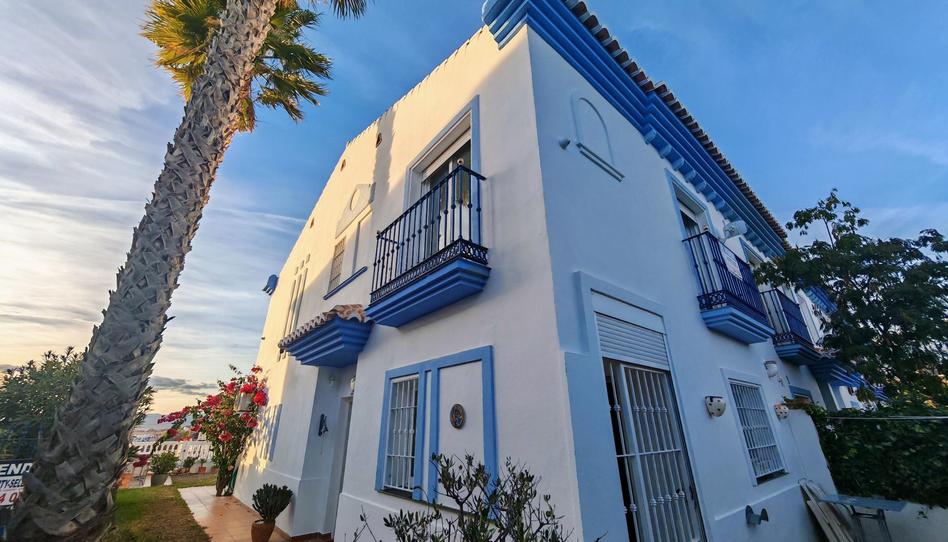 Foto 1 de Casa adosada en venda a Mezquitilla, Málaga