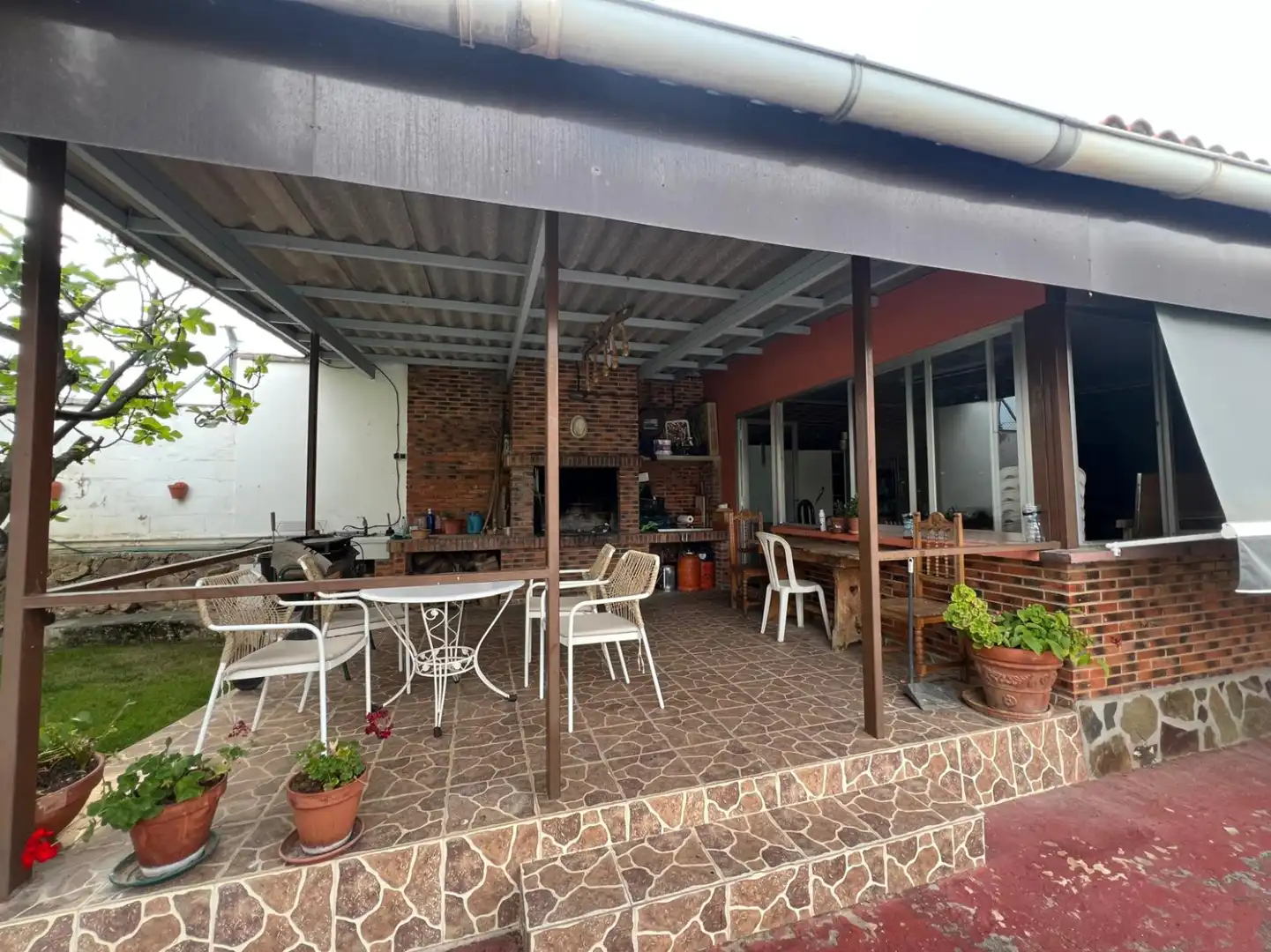Terraza de Casa o chalet en venta en Albelda de Iregua con Aire acondicionado, Calefacción y Jardín privado