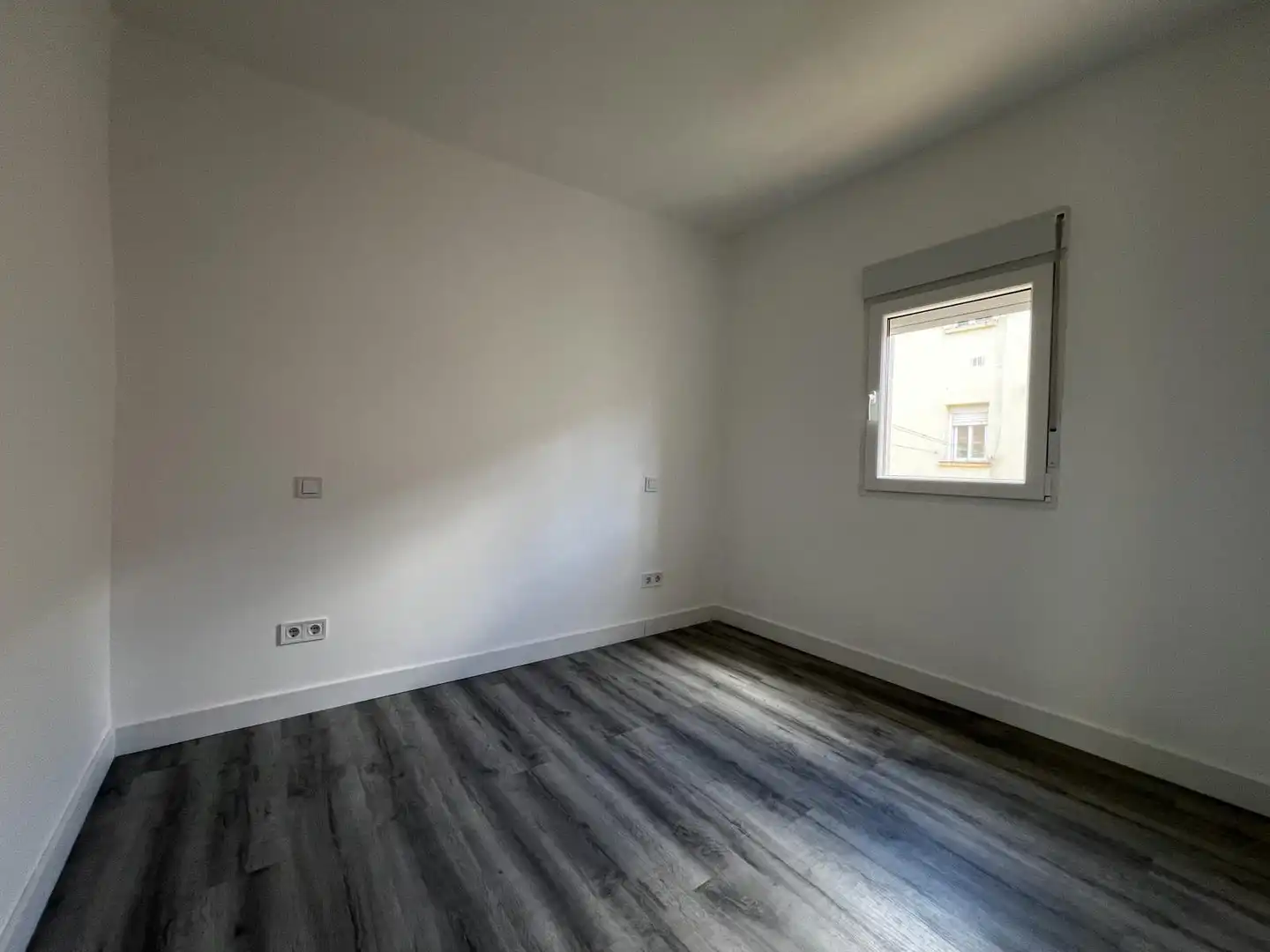 Bedroom of Flat for sale in Madrid