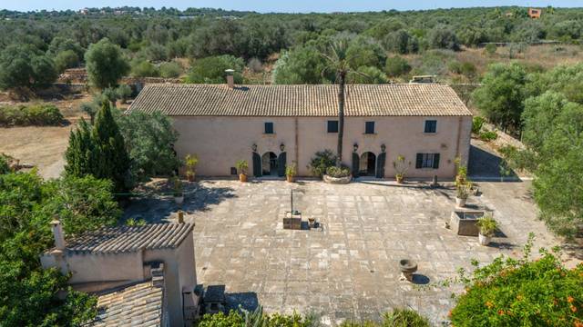 Finca rústica en Venta en Es Llombards