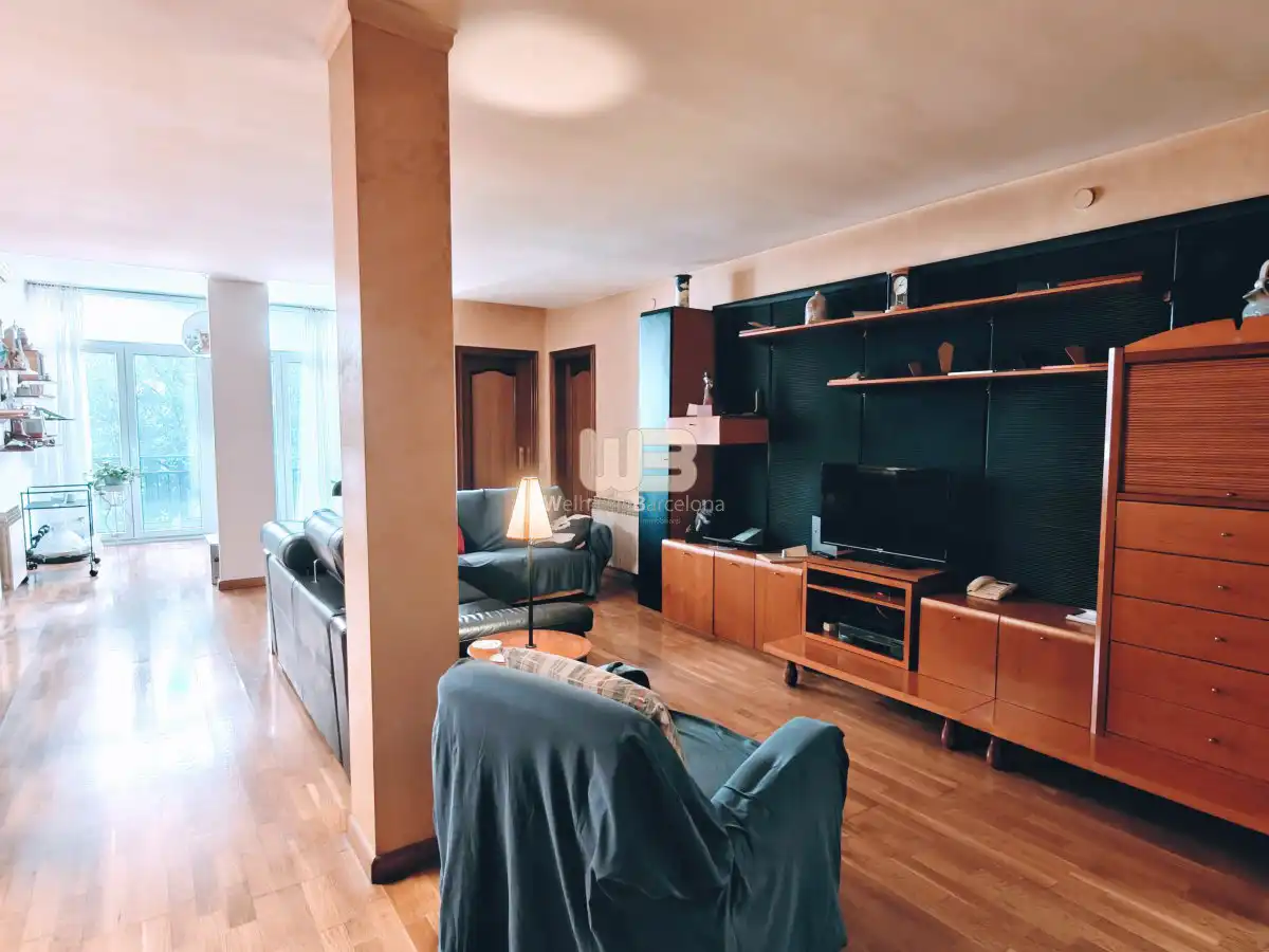 Dúplex en venta en Carrer de Provença, El Camp de l'Arpa del Clot