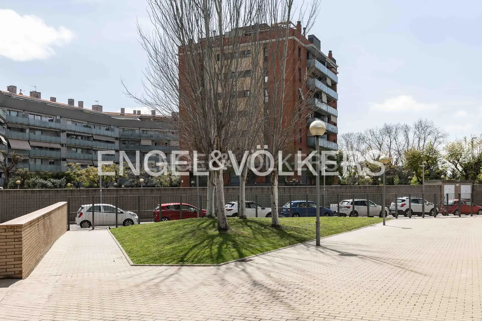 Exterior view of Flat for sale in Sant Joan Despí  with Air Conditioner, Heating and Terrace