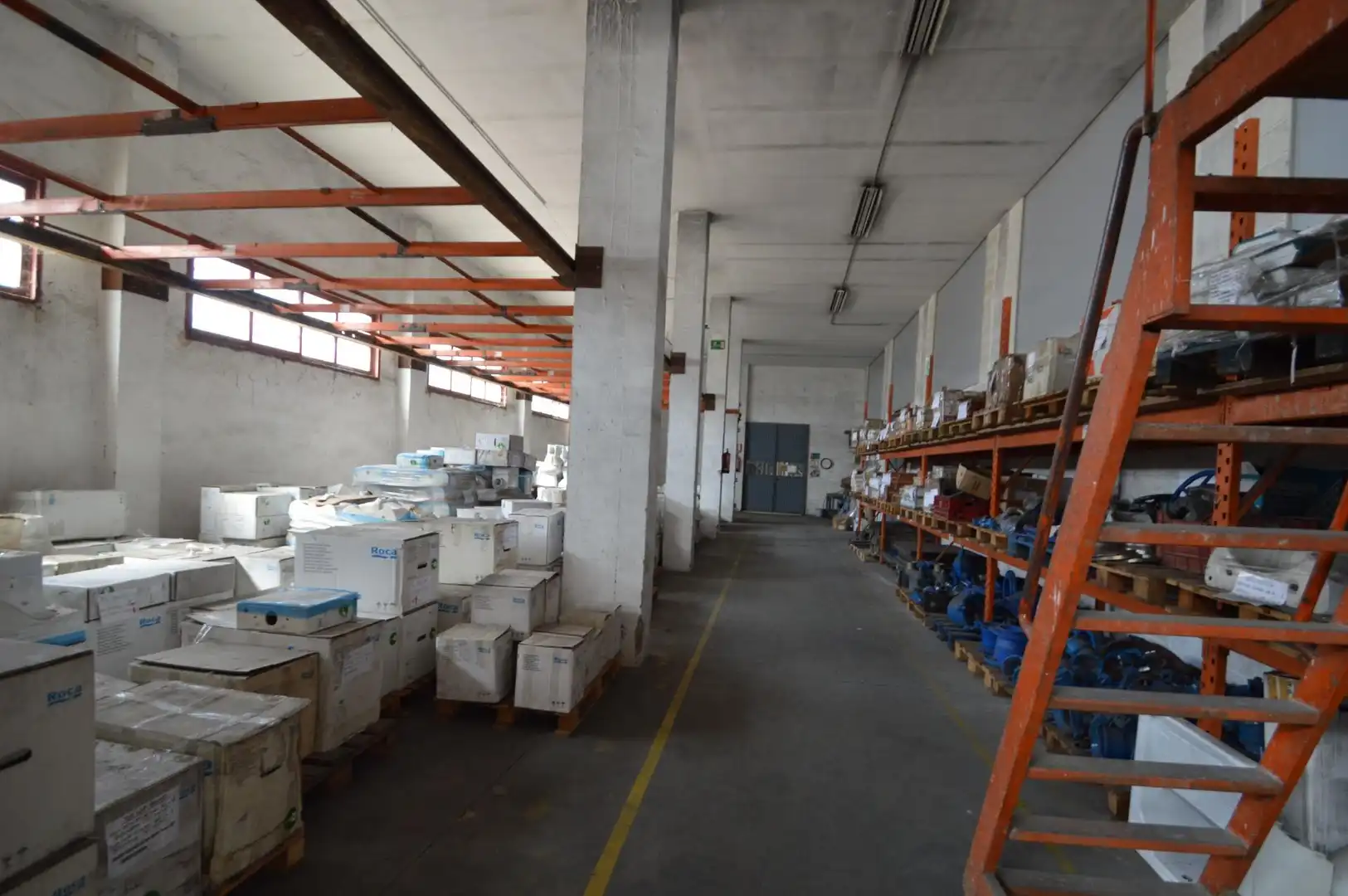 Nave industrial de alquiler en Almería