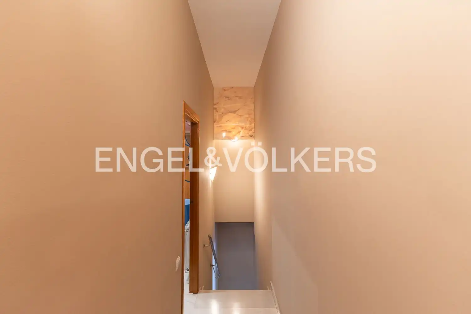 Houses for sale in Carcaixent  with Air Conditioner, Heating and Private garden