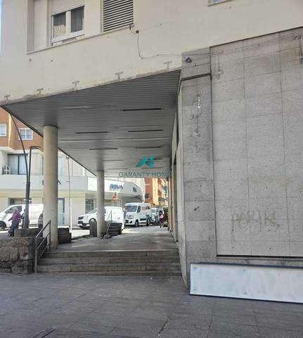 Local comercial en Alquiler en Casco Antiguo