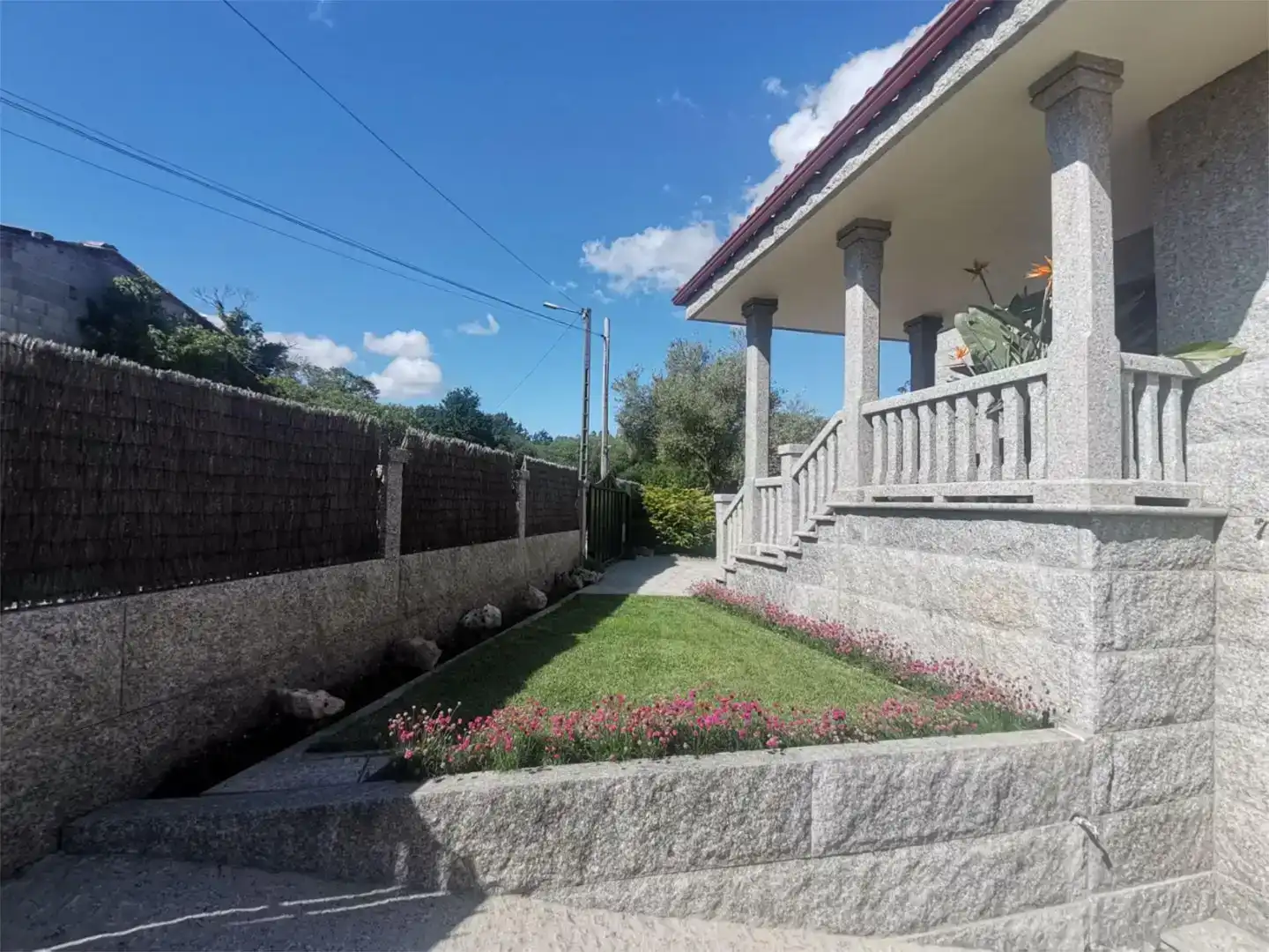 Jardí de Casa o xalet en venda en Tomiño amb Piscina i Balcó