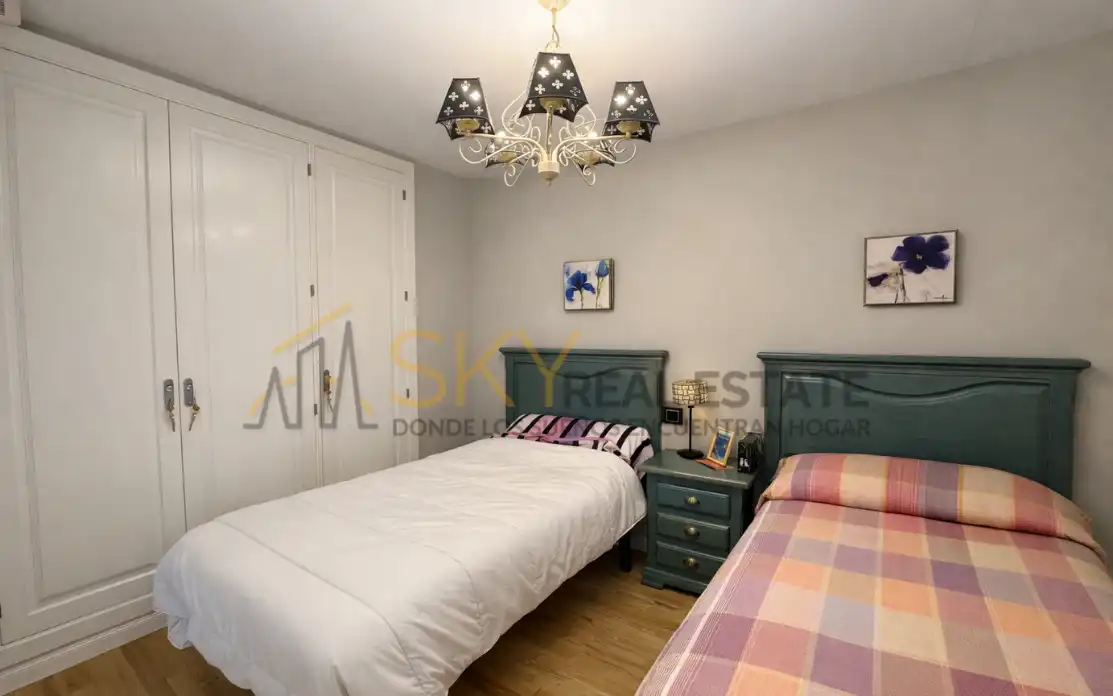 Bedroom of Buildings for sale in Bustarviejo