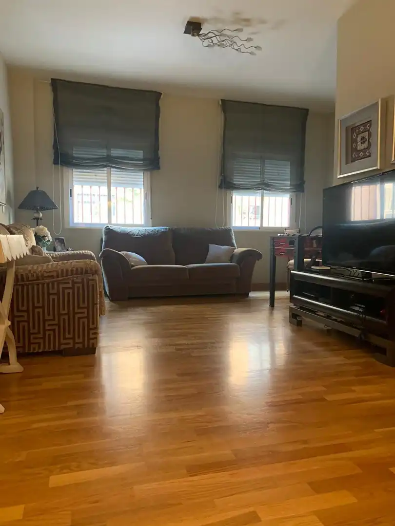 Sala de estar de Piso de alquiler en Murcia con Aire acondicionado, Calefacción y Trastero