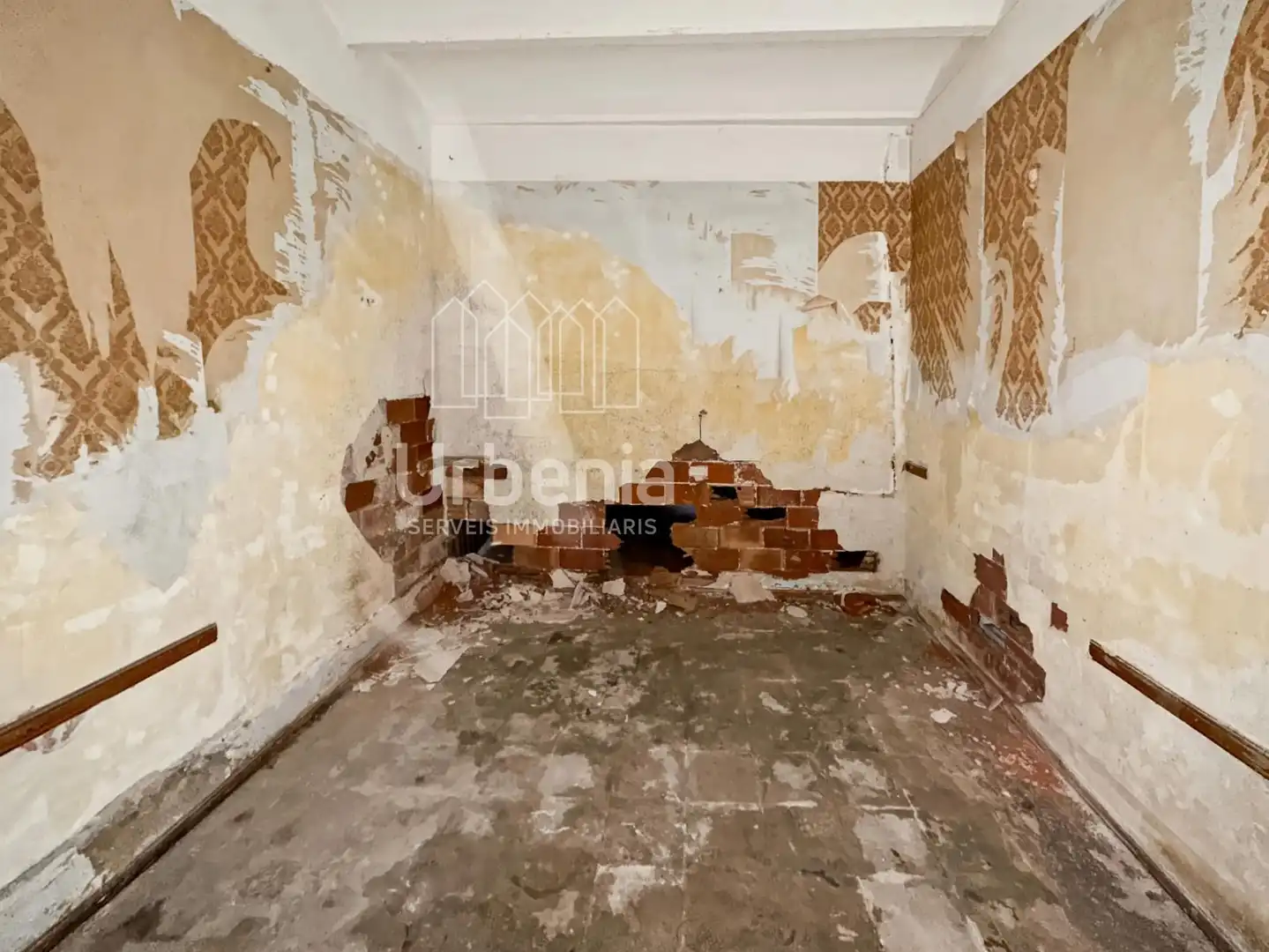 Wohnung zum Verkauf in Argentona mit Heizung, Privatgarten und Abstellraum