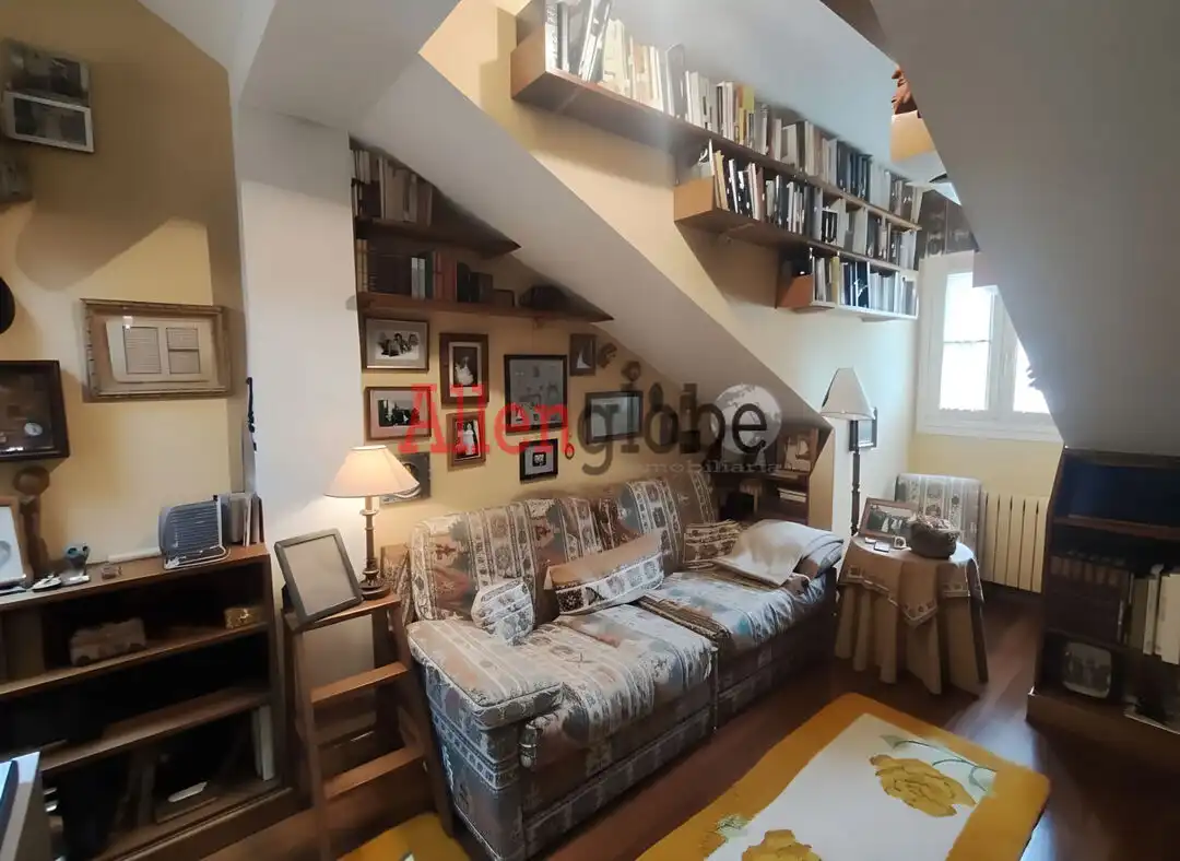 Sala de estar de Casa o chalet en venta en Llanera con Calefacción, Jardín privado y Terraza