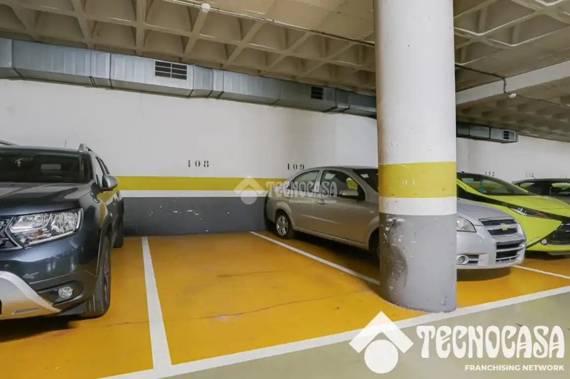 Parking de Piso en venta en Santa Coloma de Gramenet