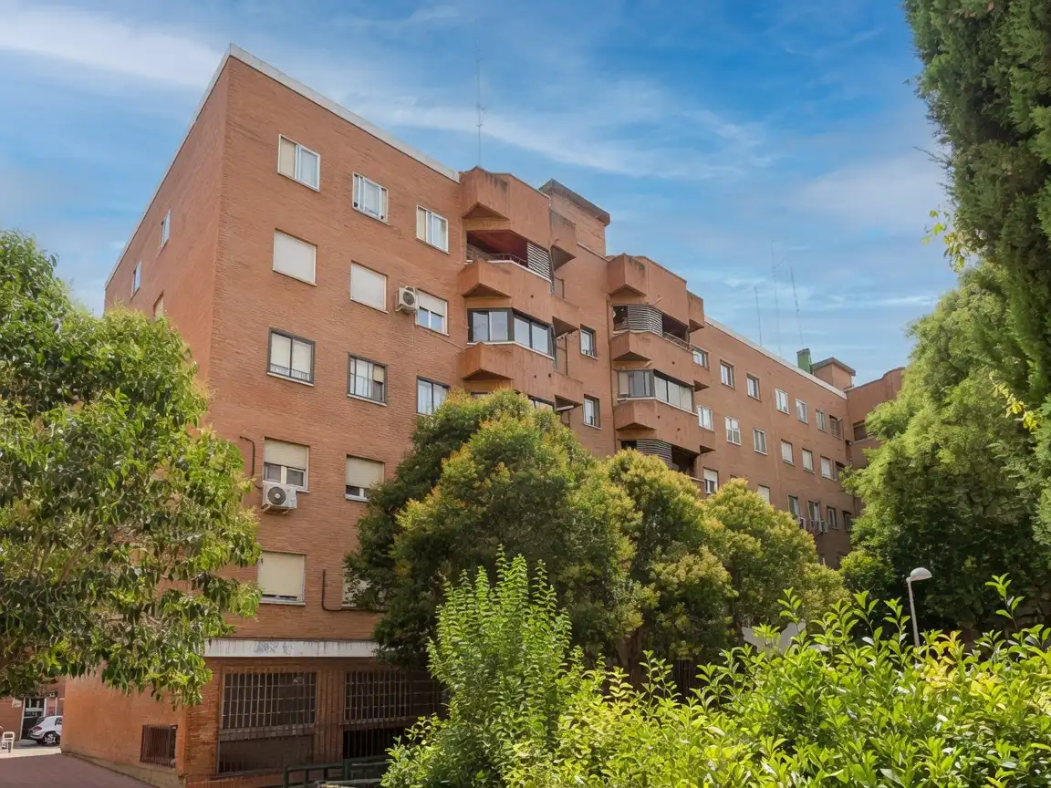 Vista exterior de Pis en venda en Madrid amb Aire condicionat, Calefacció i Parquet