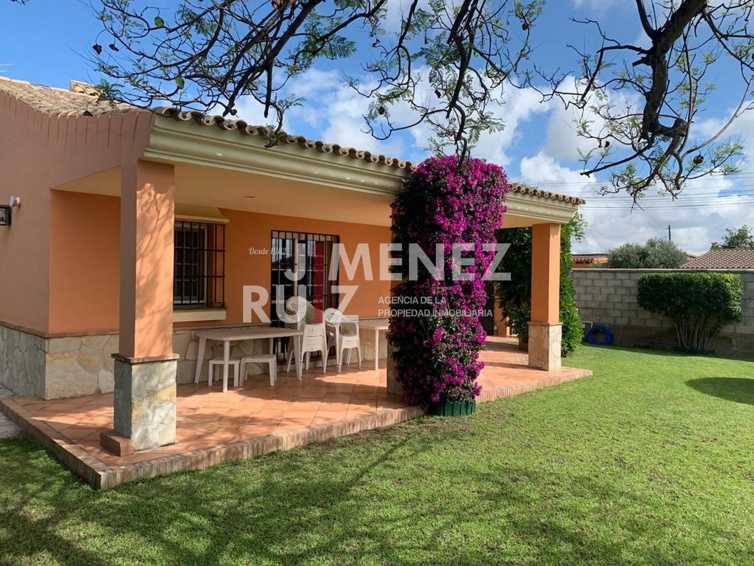 Garden of House or chalet to rent in El Puerto de Santa María  with Air Conditioner, Storage room and Swimming Pool
