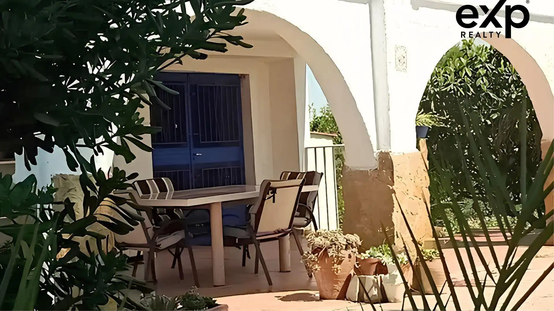 Terrace of Houses for sale in Godelleta  with Private garden, Terrace and Furnished