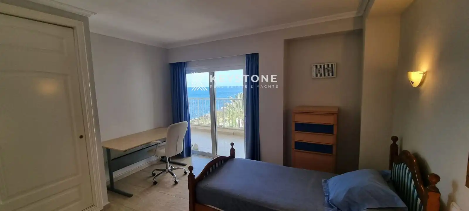 Flat for rent in N/A, Población de Arroyo