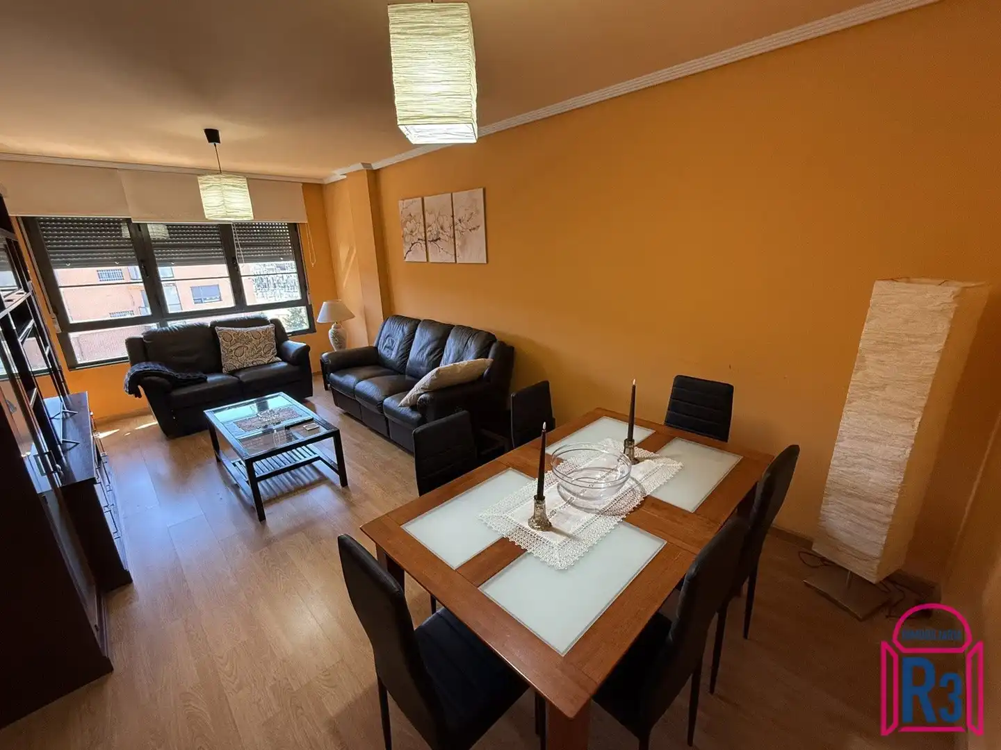 Sala d'estar de Apartament de lloguer en Villaquilambre amb Calefacció, Terrassa i Traster