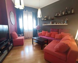 Sala d'estar de Apartament en venda en El Molar (Madrid) amb Calefacció, Parquet i Traster