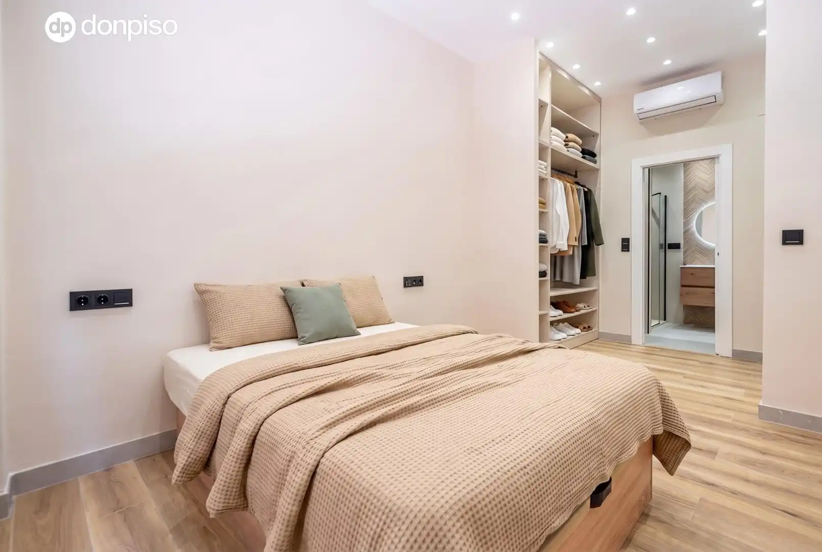 Piso en venta en Calle Recoletos, 1, Camino de Ronda