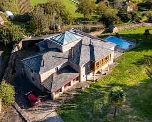 Vista exterior de Casa o xalet en venda en Lugo Capital amb Piscina i Moblat