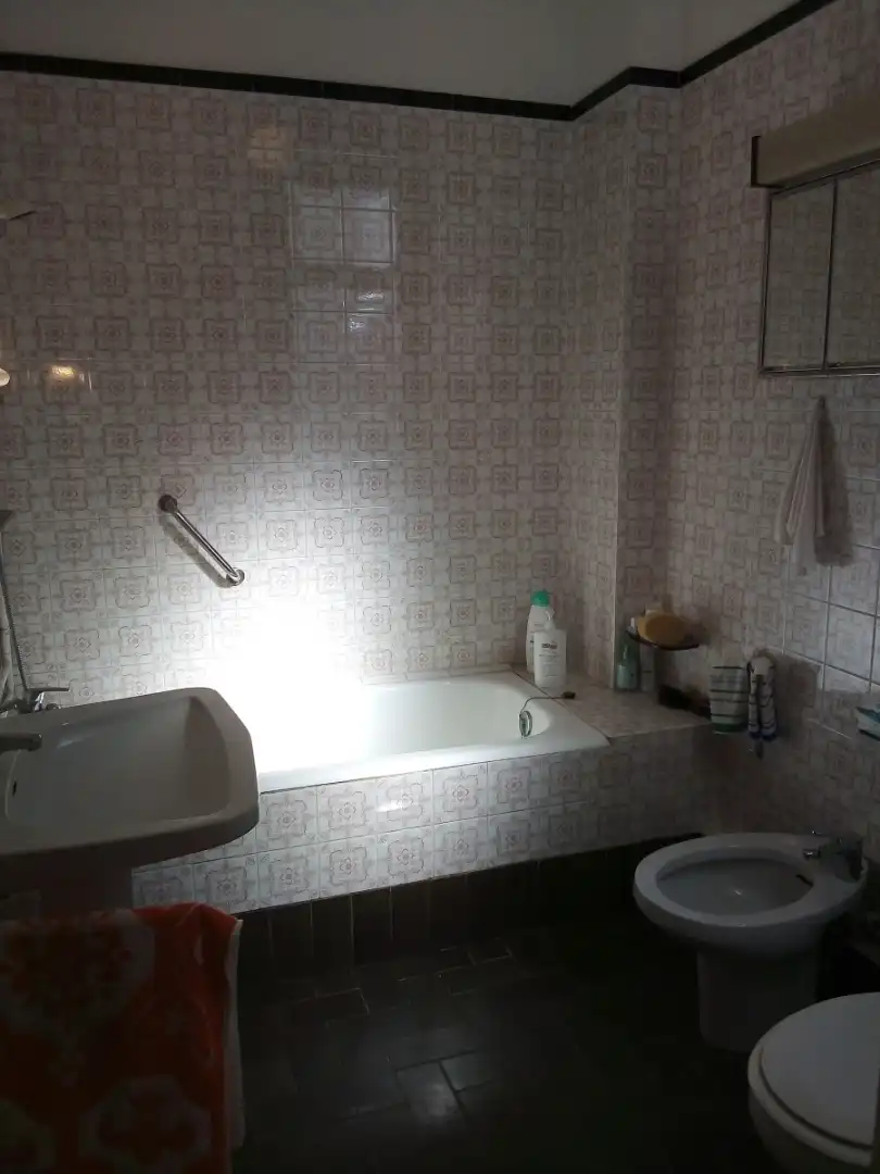 Badezimmer von Wohnung zum Verkauf in Sant Feliu de Guíxols mit Klimaanlage und Möbliert