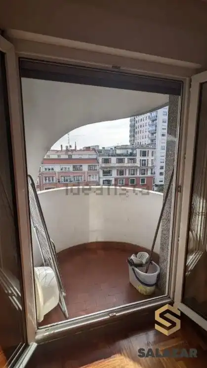 Flat with terrace to rent in Sabino Arana Etorbidea, imagen 11