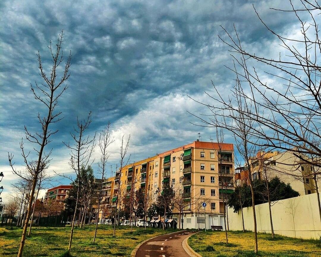 Vista exterior de Casa o xalet en venda en  Valencia Capital amb Aire condicionat, Calefacció i Jardí privat