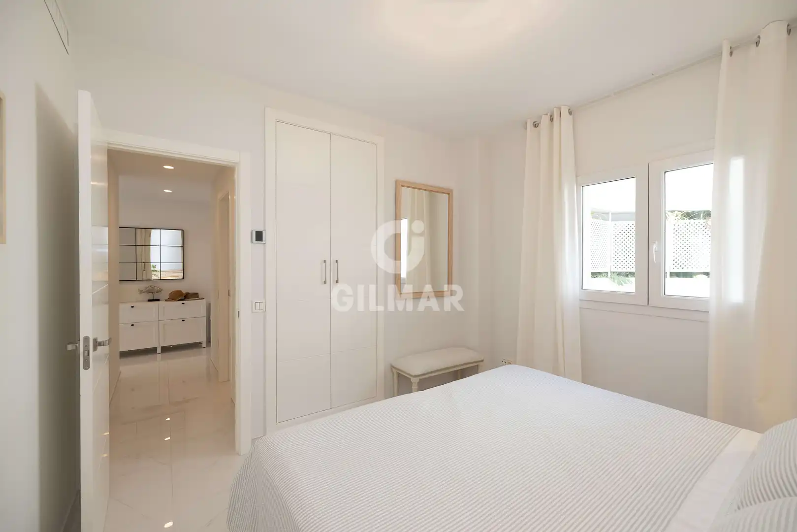 Dormitori de Apartament en venda en Marbella amb Calefacció, Jardí privat i Traster