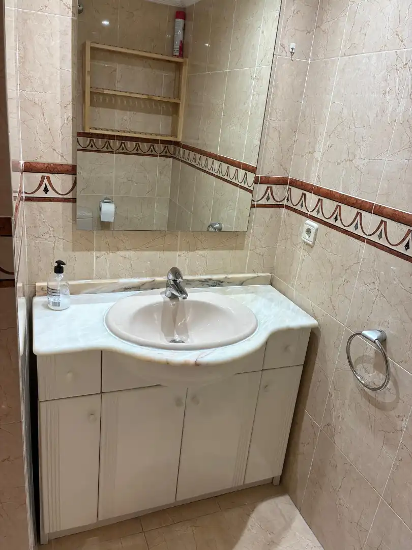 Bany de Apartament de lloguer en Valencia amb Aire condicionat, Calefacció i Terrassa