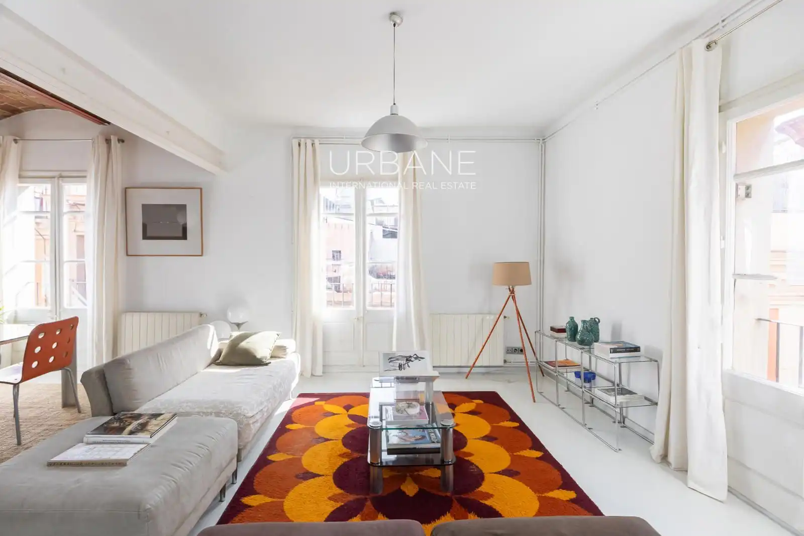 Sala de estar de Ático en venta en Barcelona con Calefacción, Terraza y Amueblado