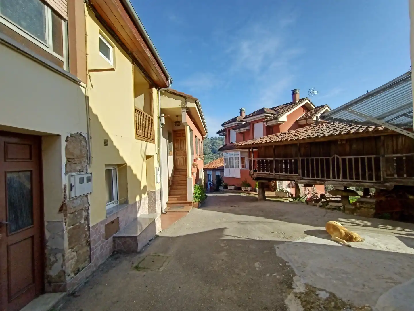 Casa adosada en venta en Lugar Casares, 19, Parroquias Sur - La Manjoya