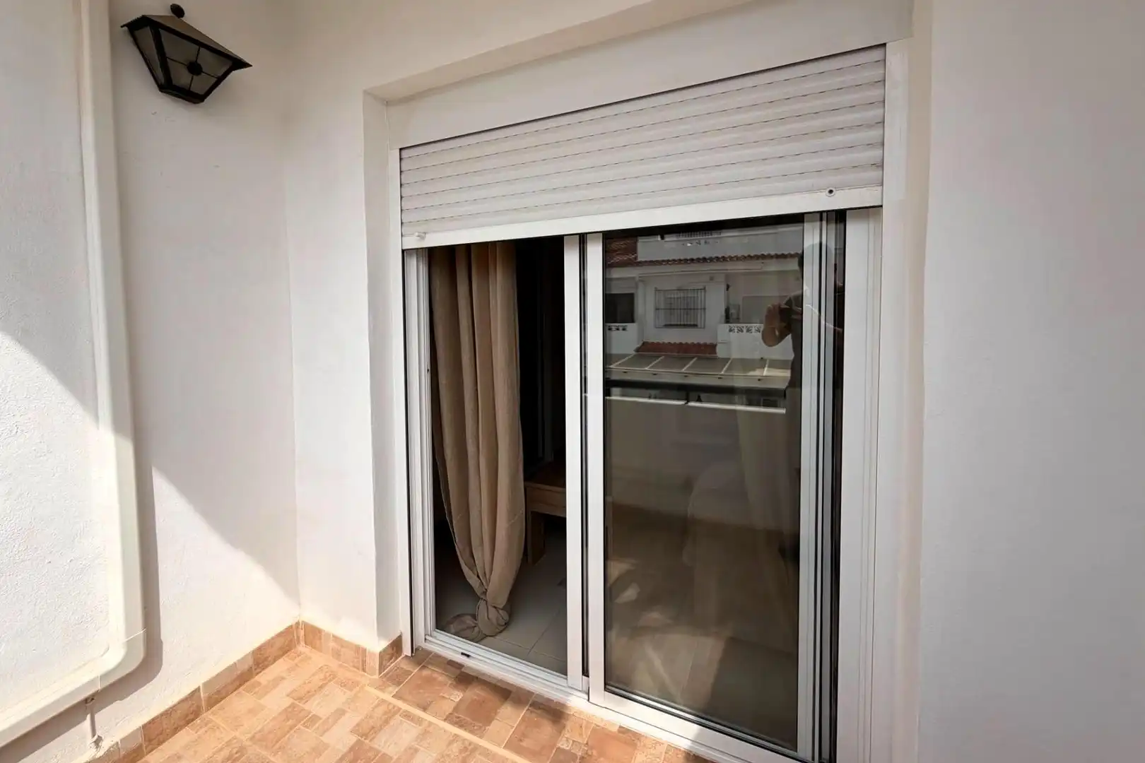 Terrasse von Einfamilien-Reihenhaus zum Verkauf in Torrevieja mit Klimaanlage, Heizung und Terrasse