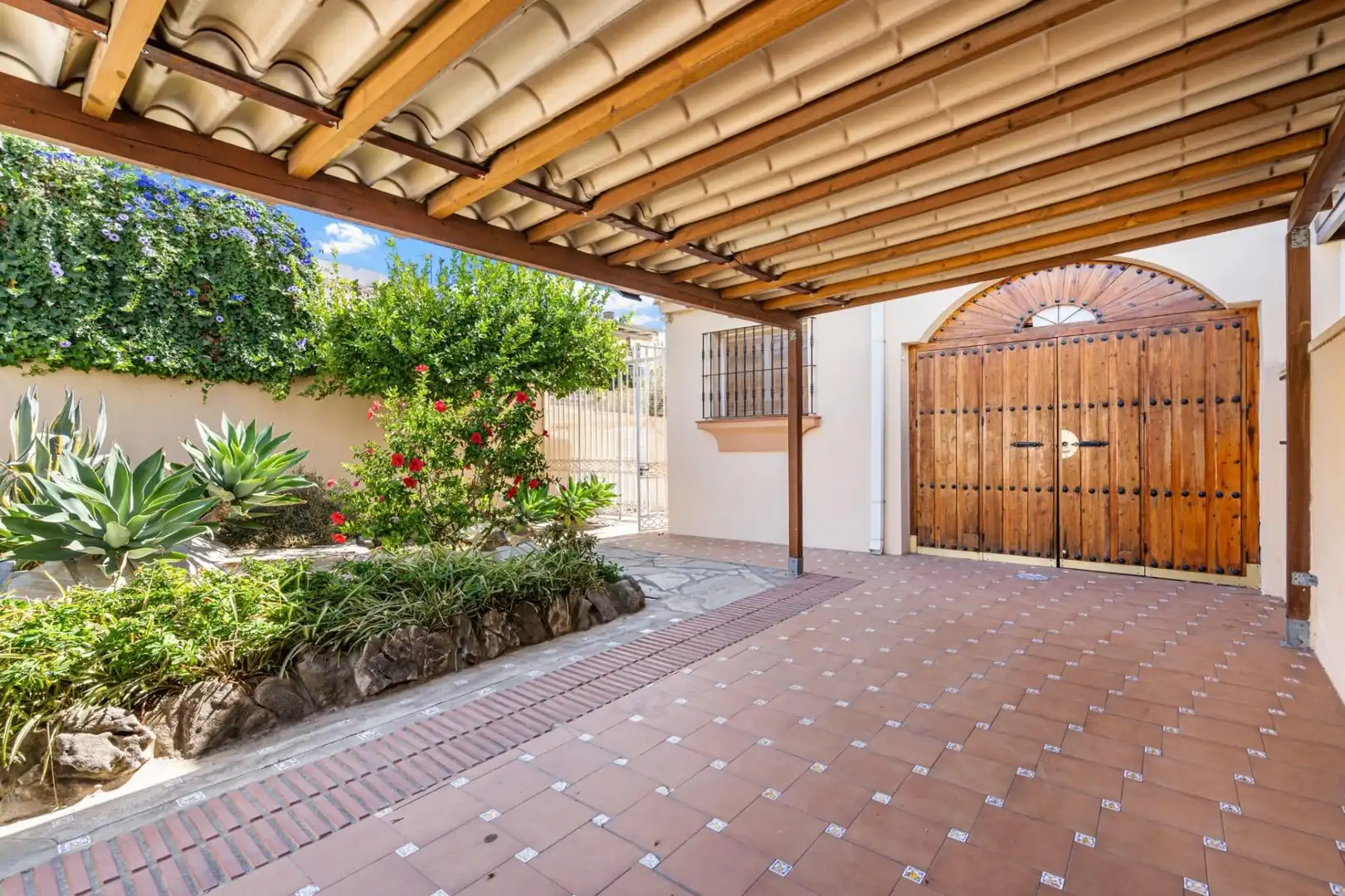 Terrace of Detached homes for sale in Fuengirola  with Air Conditioner, Private garden and Terrace