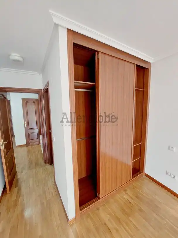 Bedroom of Flat for rent in Oviedo   with Heating, Storage room and Oven