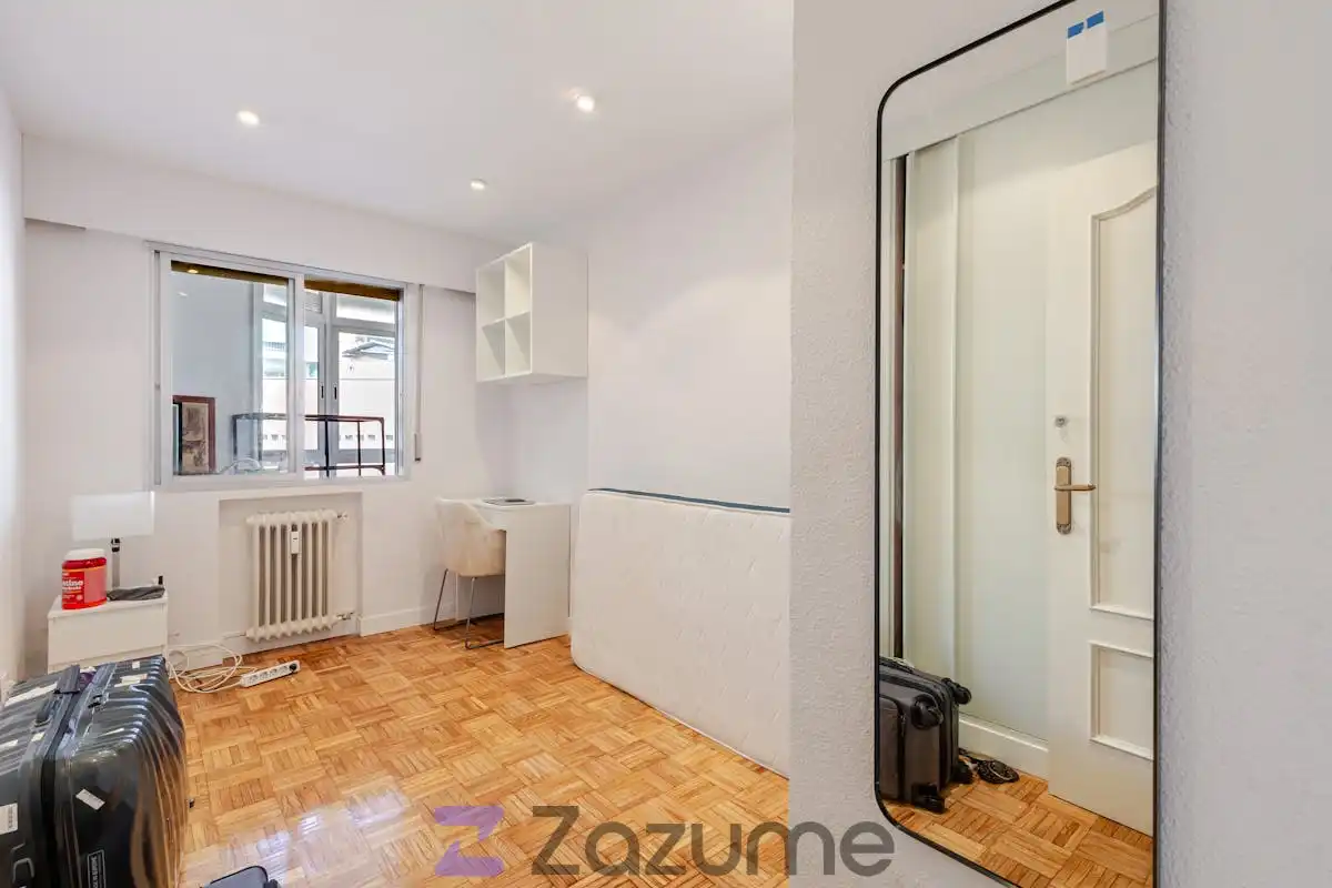 Habitación de Piso de alquiler en Alcobendas con Aire acondicionado, Calefacción y Parquet