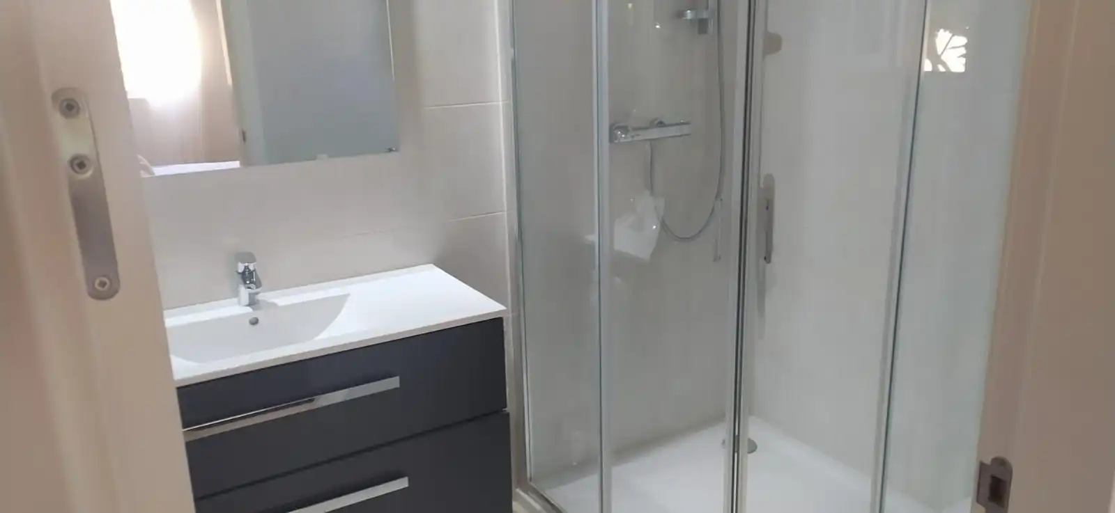 Bany de Casa o xalet en venda en L'Alfàs del Pi amb Terrassa i Moblat