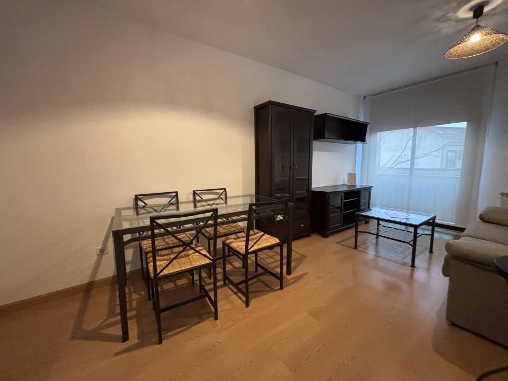 Außenansicht von Wohnung zur Miete in Talamanca de Jarama mit Heizung und Möbliert